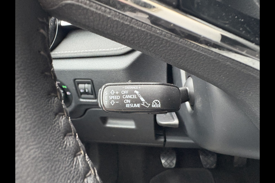 Škoda Fabia 1.0 TSi 95pk Business Edition 5-drs. PANODAK/ADAPT.CRUISE/KEYLESS/CARPLAY/WINTERPACK/PDC