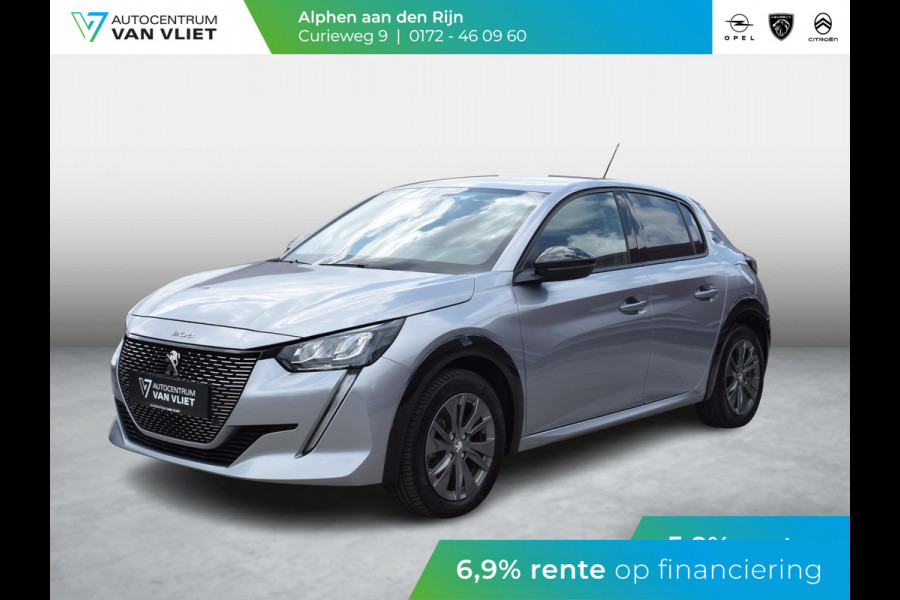 Peugeot e-208 EV Allure 50 kWh SOH 92,7% | 3 FASE | NAVIGATIE & CARPLAY | PARKEERSENSOREN | E.C.C. |