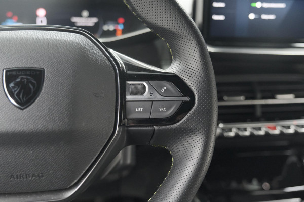 Peugeot 208 PureTech 100 GT Dark Edition | Camera | Navigatie | Apple Carplay | Parkeersensoren
