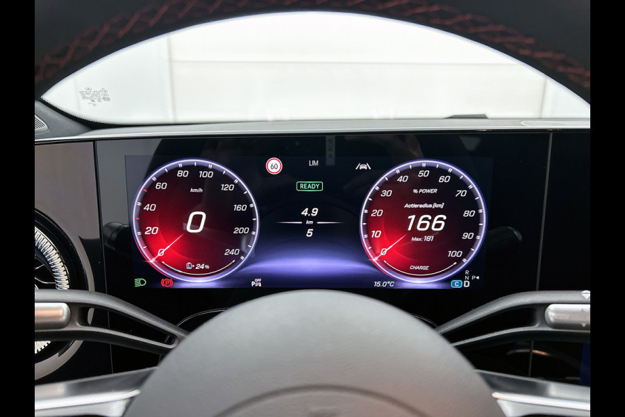 Mercedes-Benz CLA-Klasse 250+ Launch Edition 85 kWh | Trekhaak | Warmtepomp | 19 inch AMG-velgen | Multibeam LED | Panoramadak | Nightpakket | Memorypakket | Smartphone integratiepakket |