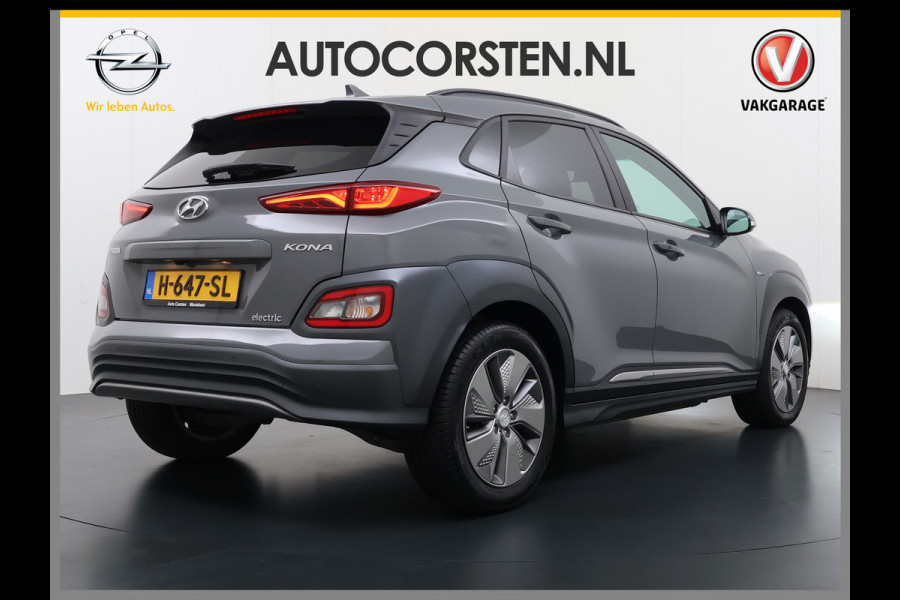 Hyundai Kona EV Premium 64kWh Leer SOH 100% Warmtepomp Krell®-Premium Audio Stoelverwarming+Koeling Camera Apple Carplay Android Auto Head-Up Stuurverwarming Elek.Stoelen Blind Spot Lane Assist VESS 1e Eigenaar Origineel Nederlandse Auto 45.000,-nieuw
