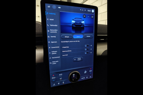 Ford Mustang Mach-E Extended Range RWD 98kWhTechnology Pack Plus Leder Pano-dak Extend B&O®-Hifi Audio 360°Camera Stoel+Stuurverwarming SOH 92.5% Memory Keyless Lane Departure Warning/Lane Keeping Aid Road Edge Detection 1e Eigenaar Origineel Nederlandse Auto Nieuwprijs €60.674,-