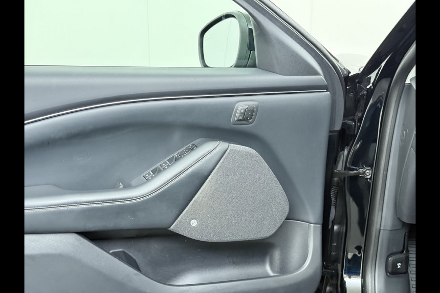 Ford Mustang Mach-E Extended Range RWD 98kWhTechnology Pack Plus Leder Pano-dak Extend B&O®-Hifi Audio 360°Camera Stoel+Stuurverwarming SOH 92.5% Memory Keyless Lane Departure Warning/Lane Keeping Aid Road Edge Detection 1e Eigenaar Origineel Nederlandse Auto Nieuwprijs €60.674,-
