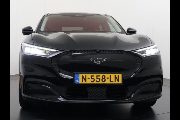 Ford Mustang Mach-E Extended Range RWD 98kWhTechnology Pack Plus Leder Pano-dak Extend B&O®-Hifi Audio 360°Camera Stoel+Stuurverwarming SOH 92.5% Memory Keyless Lane Departure Warning/Lane Keeping Aid Road Edge Detection 1e Eigenaar Origineel Nederlandse Auto Nieuwprijs €60.674,-