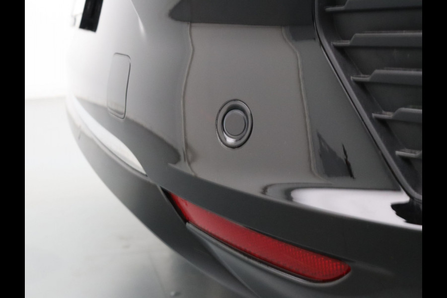 Mitsubishi Colt 145pk HEV Intense+ Automaat Camera | Adapt. Cruise | Parkeersens. v+a | Stoel-/stuurverw.