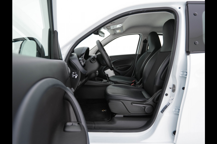 Smart Forfour EQ Essential 18 kWh [ 3-Fase ] (INCL-BTW) Aut. *LEATHER | AIRCO | CRUISE | DAB+ | COMFORT-SEATS | 15''ALU*