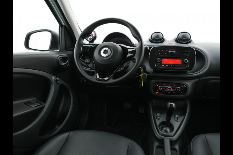 Smart Forfour EQ Essential 18 kWh [ 3-Fase ] (INCL-BTW) Aut. *LEATHER | AIRCO | CRUISE | DAB+ | COMFORT-SEATS | 15''ALU*
