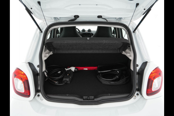 Smart Forfour EQ Essential 18 kWh [ 3-Fase ] (INCL-BTW) Aut. *LEATHER | AIRCO | CRUISE | DAB+ | COMFORT-SEATS | 15''ALU*