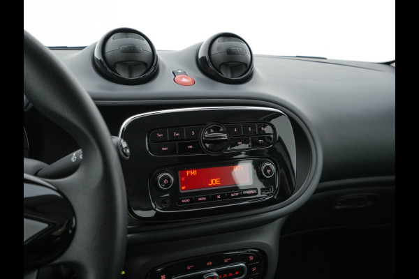 Smart Forfour EQ Essential 18 kWh [ 3-Fase ] (INCL-BTW) Aut. *LEATHER | AIRCO | CRUISE | DAB+ | COMFORT-SEATS | 15''ALU*