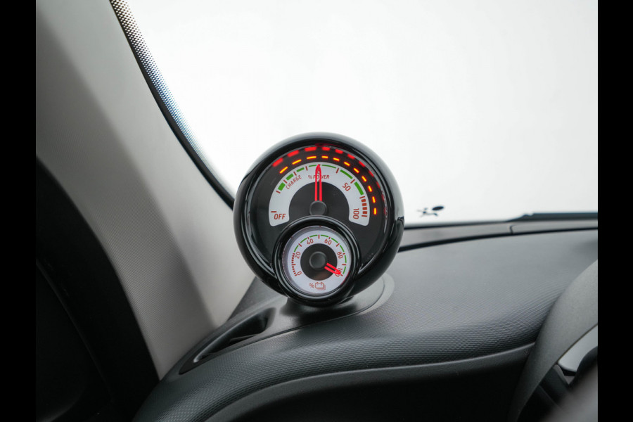 Smart Forfour EQ Essential 18 kWh [ 3-Fase ] (INCL-BTW) Aut. *LEATHER | AIRCO | CRUISE | DAB+ | COMFORT-SEATS | 15''ALU*