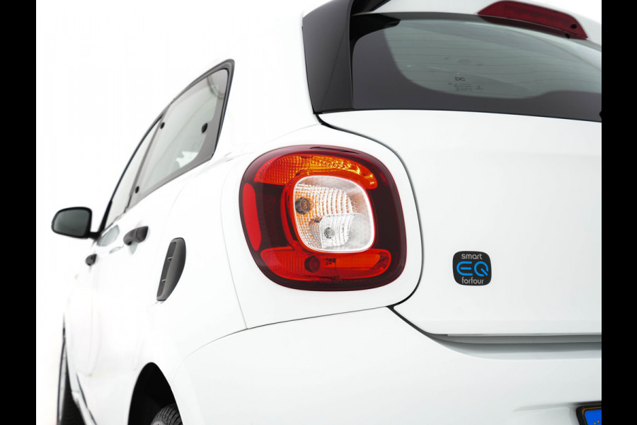 Smart Forfour EQ Essential 18 kWh [ 3-Fase ] (INCL-BTW) Aut. *LEATHER | AIRCO | CRUISE | DAB+ | COMFORT-SEATS | 15''ALU*