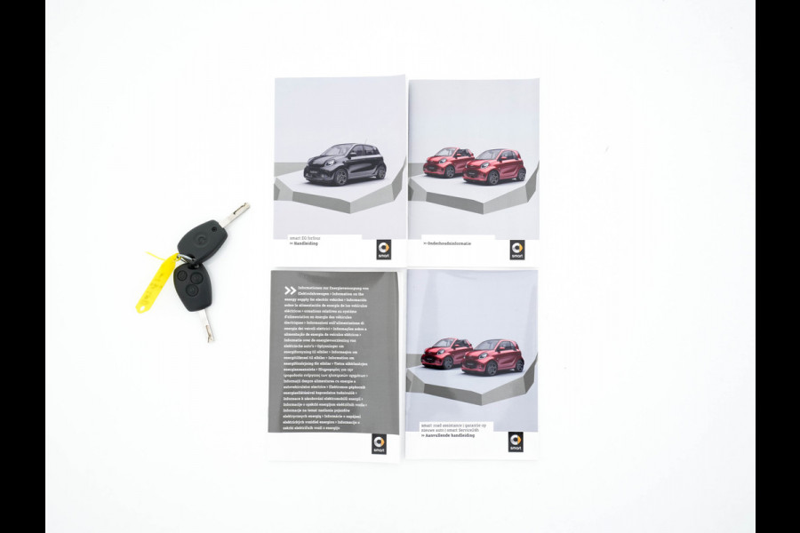 Smart Forfour EQ Essential 18 kWh [ 3-Fase ] (INCL-BTW) Aut. *LEATHER | AIRCO | CRUISE | DAB+ | COMFORT-SEATS | 15''ALU*