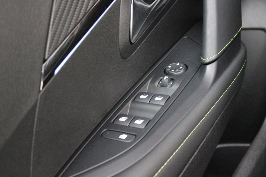 Peugeot 208 Hybrid 145PK e-DCS6 GT PACK | ELEKTRISCH VERSTELBARE BESTUURDERSSTOEL MET MASSAGE FUNCTIE | CAMERA VOOR + ACHTER | ALCANTARA BEKLEDING | DODEHOEK DETECTIE | ADAPTIVE CRUISE CONTROL | NAVIGATIE | DRAADLOZE APPLE CARPLAY/ANDROID AURO | PANORAMA DAK | ZWART DAK | FULL LED KOPLAMPEN | DRAADLOZE TELEFOONLADER | STOEL VERWARMING | LICHTMETALEN VELGEN 17" | GETINTE RUITEN |