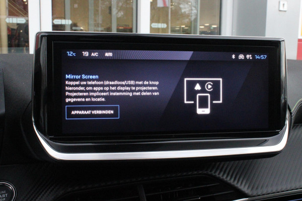 Peugeot 208 Hybrid 145PK e-DCS6 GT PACK | ELEKTRISCH VERSTELBARE BESTUURDERSSTOEL MET MASSAGE FUNCTIE | CAMERA VOOR + ACHTER | ALCANTARA BEKLEDING | DODEHOEK DETECTIE | ADAPTIVE CRUISE CONTROL | NAVIGATIE | DRAADLOZE APPLE CARPLAY/ANDROID AURO | PANORAMA DAK | ZWART DAK | FULL LED KOPLAMPEN | DRAADLOZE TELEFOONLADER | STOEL VERWARMING | LICHTMETALEN VELGEN 17" | GETINTE RUITEN |