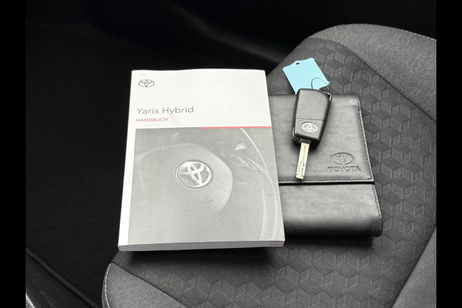 Toyota Yaris BWJ 2022 | 1.5 116PK Hybrid Active AUTOMAAT | TREKHAAK | CLIMA | NAVI | CAMERA | CRUISE | CARPLAY |