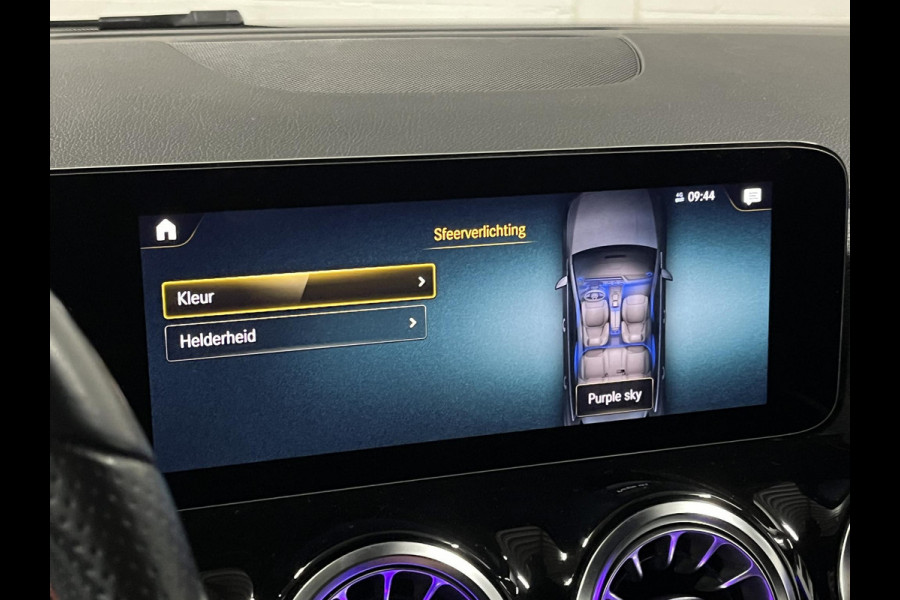 Mercedes-Benz B-Klasse 250 e AMG-Line Plug-in Hybrid | Sfeerverlichting | Camera | Widescreen | Night | Navigatie | Stoelverwarming