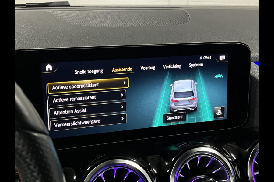 Mercedes-Benz B-Klasse 250 e AMG-Line Plug-in Hybrid | Sfeerverlichting | Camera | Widescreen | Night | Navigatie | Stoelverwarming