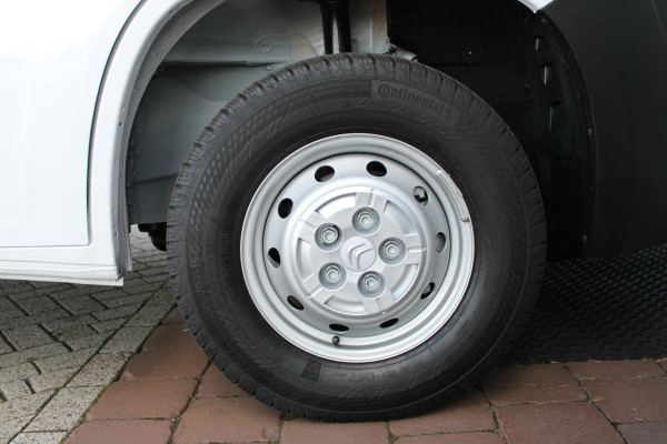 Citroën Jumper 2.2 BlueHDi 120PK L2H2 3.0t 3-ZITS | APPLE CARPLAY/ANDROID AUTO | PARK SENSOREN | CRUISE | AIRCO | TREKHAAK | ALL SEASON BANDEN |