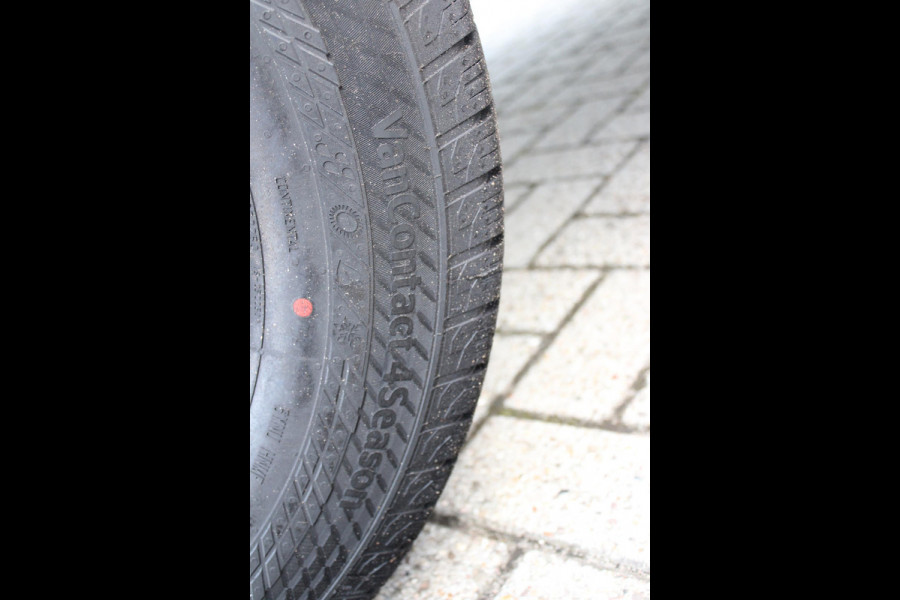 Citroën Jumper 2.2 BlueHDi 120PK L2H2 3.0t 3-ZITS | APPLE CARPLAY/ANDROID AUTO | PARK SENSOREN | CRUISE | AIRCO | TREKHAAK | ALL SEASON BANDEN |