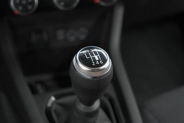 Renault Clio TCe 90 Zen | Navigatie | Cruise Control | Apple Carplay | Airconditioning