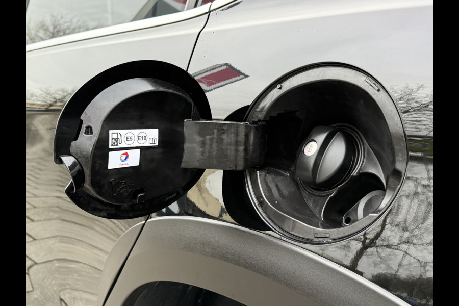 Peugeot 2008 BWJ 2019 | 1.2T 111pk Allure | TREKHAAK | CLIMA | NAVI | PDC | HALF LEER | CARPLAY | CAMERA A |