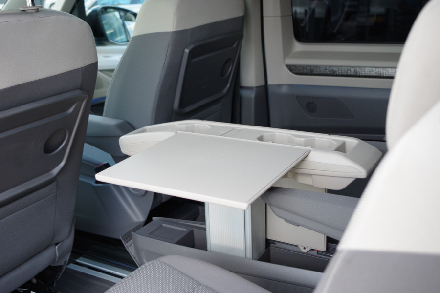 Volkswagen Multivan 1.4 eHybrid 7P L1H1 Energetic 218 PK PHEV, Trekhaak, Panoramadak, 360 Camera, Adap. Cruise Control, 6 x Stoelverwarming