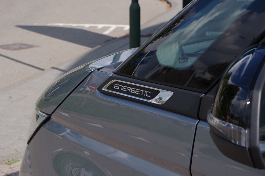 Volkswagen Multivan 1.4 eHybrid 7P L1H1 Energetic 218 PK PHEV, Trekhaak, Panoramadak, 360 Camera, Adap. Cruise Control, 6 x Stoelverwarming