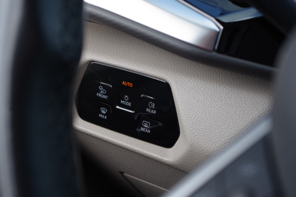 Volkswagen Multivan 1.4 eHybrid 7P L1H1 Energetic 218 PK PHEV, Trekhaak, Panoramadak, 360 Camera, Adap. Cruise Control, 6 x Stoelverwarming