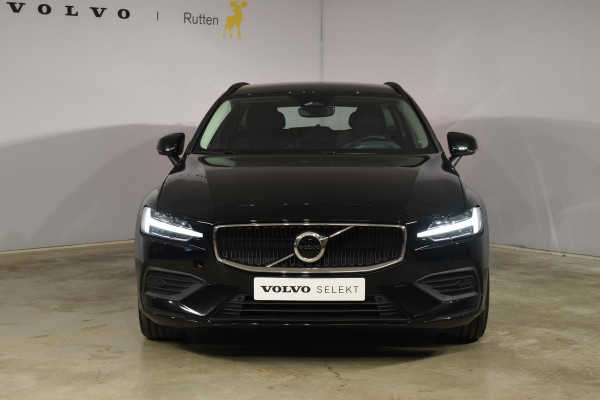 Volvo V60 B4 211PK Automaat Core / Navigatie / Achteruitrijcamera / Elektrische achterklep / LM Velgen / Elektr. Trekhaak / Parkeersensoren voor+achter
