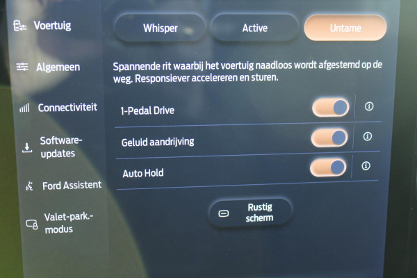 Ford Mustang Mach-E RWD 75 kWh | Trekhaak | Lederen bekleding | Voorruitverwarming | Stoelverwarming | Adaptieve cruise Control | Camera | Electrische achterklep