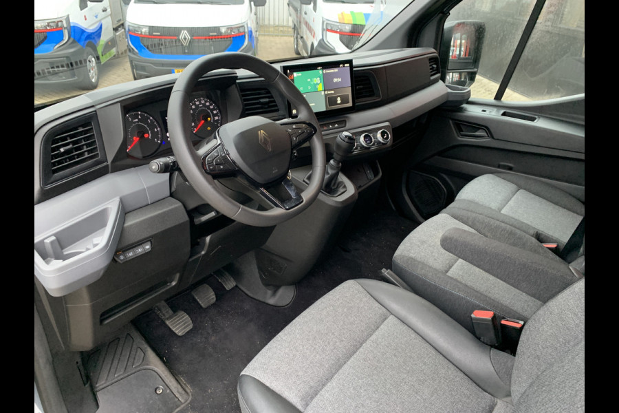 Renault Master T35 2.0 dCi 150 PK L2H2 Demonstratieauto, Trekhaak, Apple carplay, betimmering, zwarte LM velgen 17", zwarte side-bars