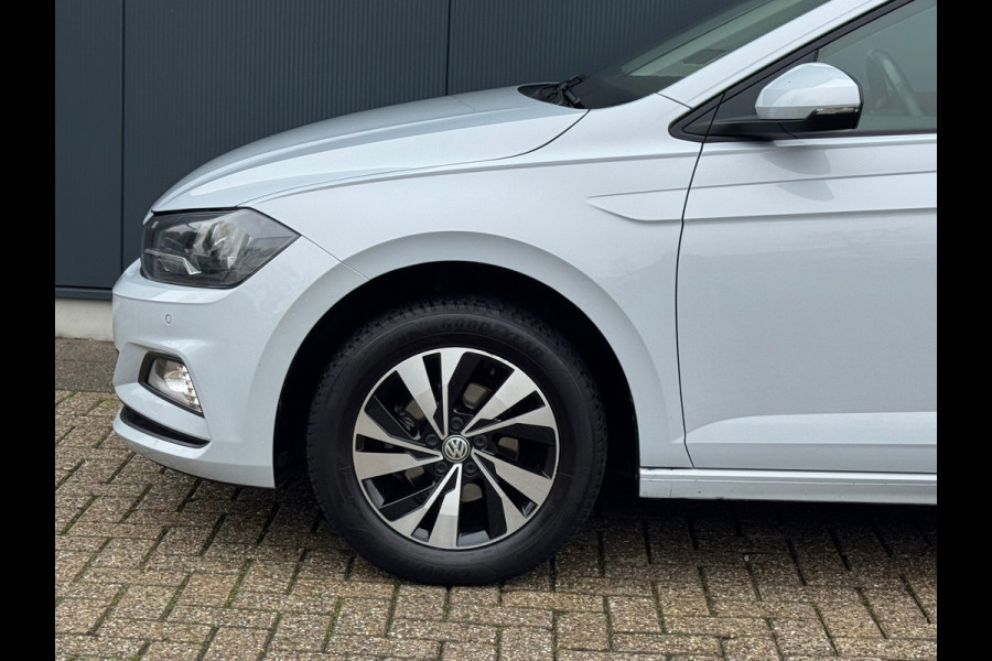 Volkswagen Polo 1.0 TSI Comfortline * Navigatie * Climate Control * Parkeersensoren *
