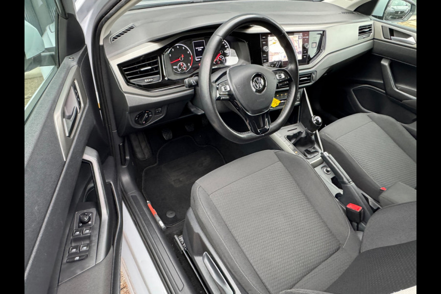 Volkswagen Polo 1.0 TSI Comfortline * Navigatie * Climate Control * Parkeersensoren *