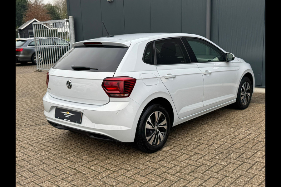 Volkswagen Polo 1.0 TSI Comfortline * Navigatie * Climate Control * Parkeersensoren *