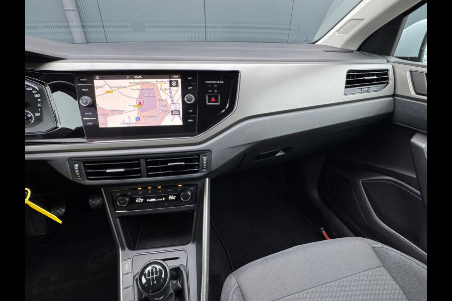 Volkswagen Polo 1.0 TSI Comfortline * Navigatie * Climate Control * Parkeersensoren *