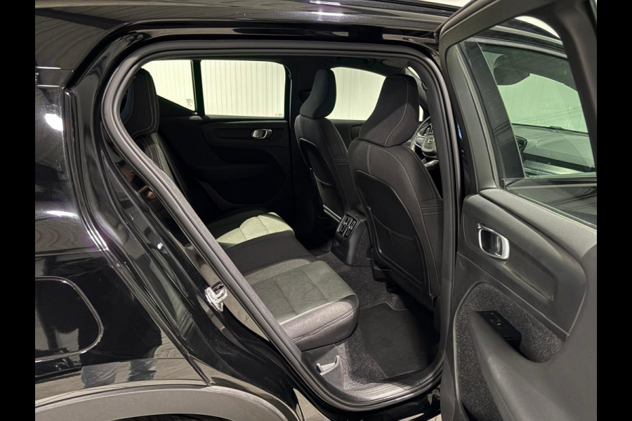 Volvo XC40 T4 Aut. Plug-in Hybrid R-Design ACC Stoelverwarming Trekhaak 211pk