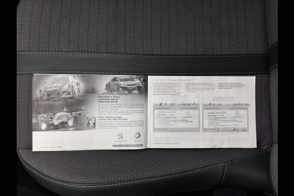 Peugeot e-208 EV Allure 50 kWh {SOH-91%} Aut *FULL-LED | DIGI-COCKPIT | BLINDSPOT | CAMERA | NAVI-FULLMAP | LANE-ASSIST | KEYLESS | DAB | CCS-FASTLOADER | TOP-VIEW | AMBIENT-LIGHT | PRIVACY-GLASS | 17"ALU*