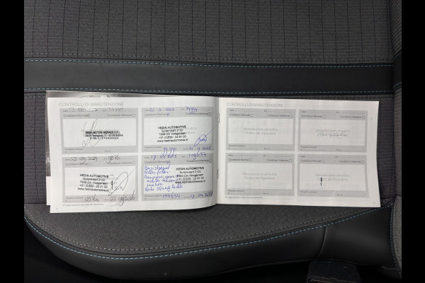 Peugeot e-208 EV Allure 50 kWh {SOH-91%} Aut *FULL-LED | DIGI-COCKPIT | BLINDSPOT | CAMERA | NAVI-FULLMAP | LANE-ASSIST | KEYLESS | DAB | CCS-FASTLOADER | TOP-VIEW | AMBIENT-LIGHT | PRIVACY-GLASS | 17"ALU*