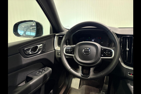 Volvo XC60 T6 Aut. R-Design LongRange Parkeercamera Donkere hemel 350pk