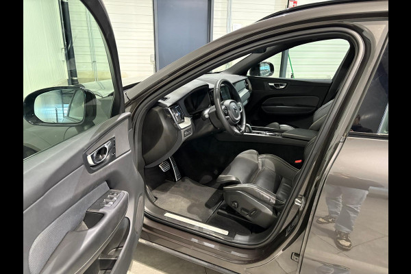 Volvo XC60 T6 Aut. R-Design LongRange Parkeercamera Donkere hemel 350pk