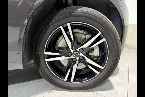 Volvo XC60 T6 Aut. R-Design LongRange Parkeercamera Donkere hemel 350pk