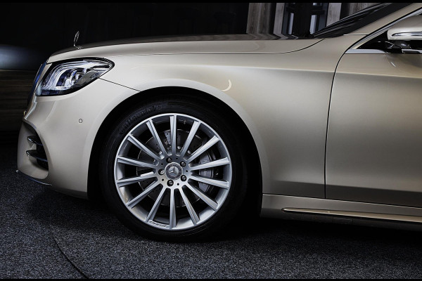 Mercedes-Benz S-Klasse S500 4MATIC Lang AMG Line / Acc / Lane Assist / Dode Hoek / 360 Camera / Chauffeurspakket / Schermen / Pano / Led