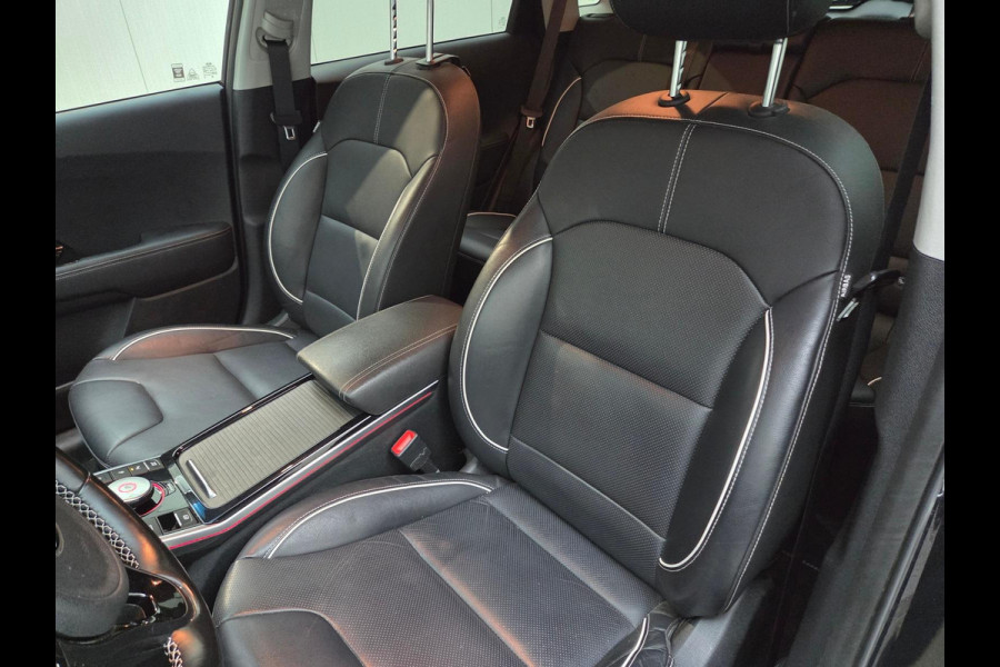 Kia e-Niro ExecutiveLine 64 kWh | Adaptive cruise control | Stoelverwarming/koeling | Camera | Vol leder | Geheugenstoelen | Navigatie | JBL audio