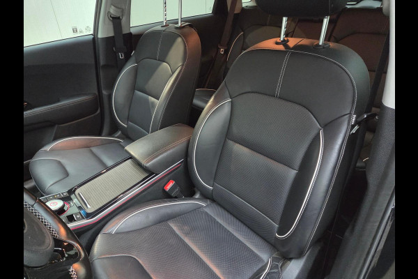 Kia e-Niro ExecutiveLine 64 kWh | Adaptive cruise control | Stoelverwarming/koeling | Camera | Vol leder | Geheugenstoelen | Navigatie | JBL audio