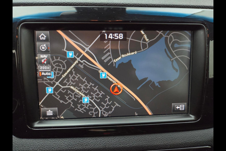 Kia e-Niro ExecutiveLine 64 kWh | Adaptive cruise control | Stoelverwarming/koeling | Camera | Vol leder | Geheugenstoelen | Navigatie | JBL audio