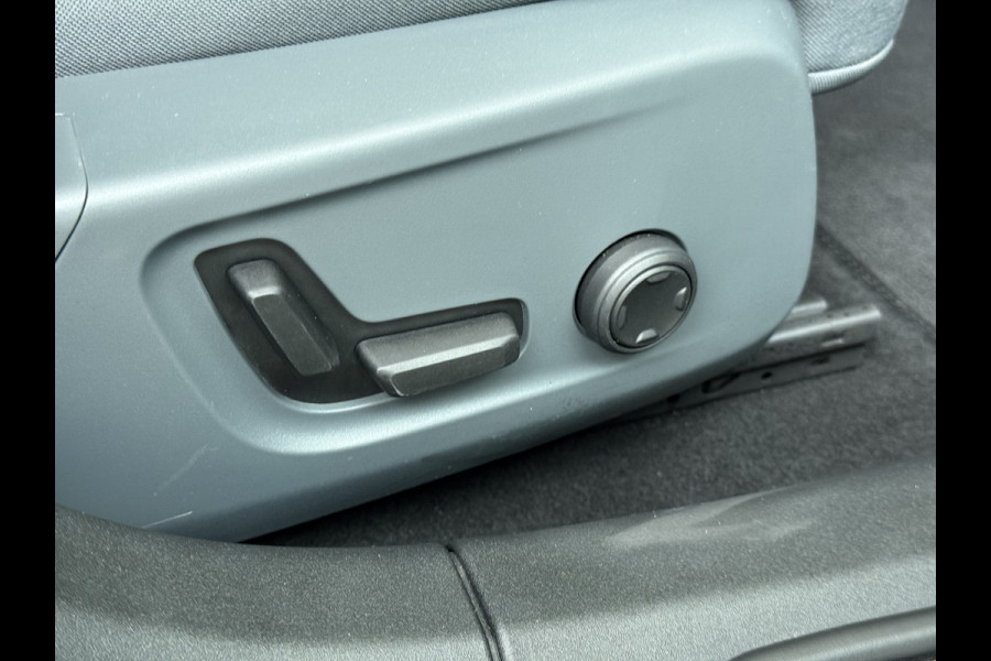 Polestar 2 408pk Long Range Dual Motor 78kWh Trekhaak Adap.Cruise Pano-dak Launch Edition Navi Ecc Camera Apple Carplay Android Auto Pdc Elek.stoelen Memory Elek.Achterklep Google Maps Led Lmv Blindspot Detectie 1e Eigenaar Origineel Nederlandse Auto Nieuwprijs €60.000,-