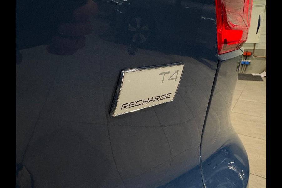 Volvo XC40 T4 Aut. Plug-In Hybrid Plus Bright CruiseControl Parkeercamera 211pk