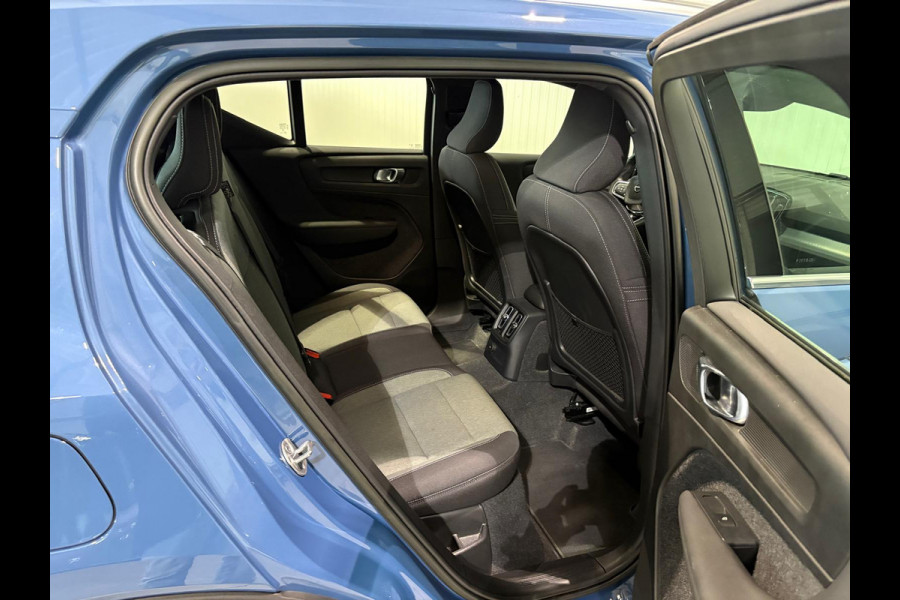 Volvo XC40 T4 Aut. Plug-In Hybrid Plus Bright CruiseControl Parkeercamera 211pk
