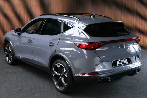 CUPRA Formentor 2.0 TSI 4DRIVE Panodak Leer 360° Memory PDC Elektr. bedienbare achterklep Stuurverwarming Navi Climate voor & achter Zwart hemelbekleding Stoelverwarming Virtual cockpit Keyless Entry & Go LM velgen