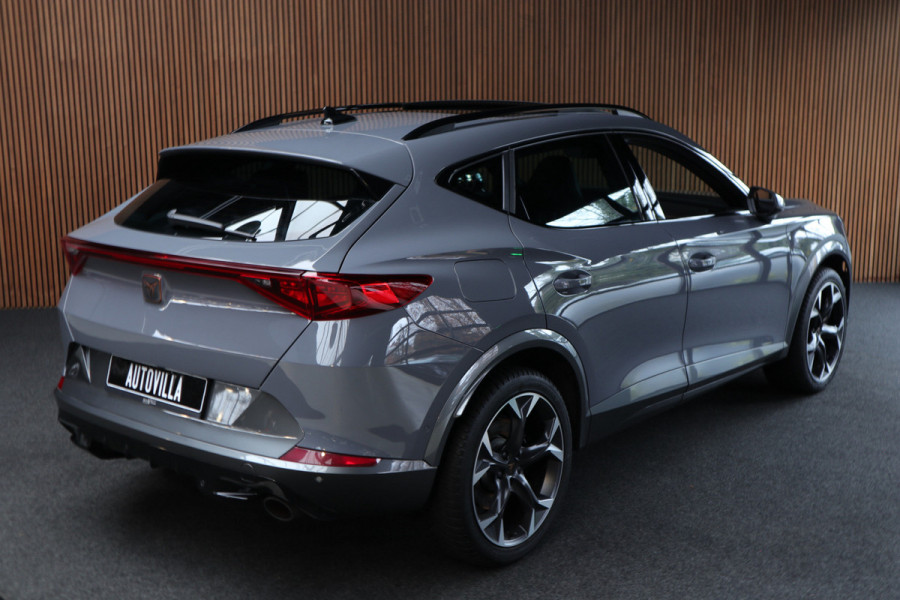 CUPRA Formentor 2.0 TSI 4DRIVE Panodak Leer 360° Memory PDC Elektr. bedienbare achterklep Stuurverwarming Navi Climate voor & achter Zwart hemelbekleding Stoelverwarming Virtual cockpit Keyless Entry & Go LM velgen